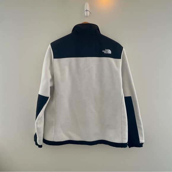 The North Face Women’s Denali Fleece Jacket - Picture 10 of 10